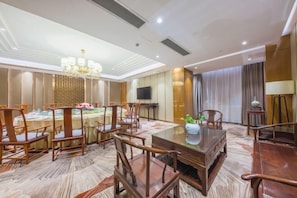 Unclassified image, 3 of 52, button - Jinghan Hotel (Jingdezhen)