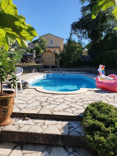 110m² house with swimming pool