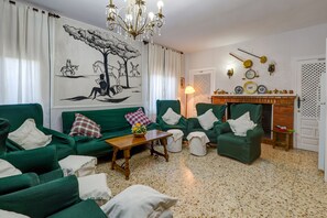 Smart TV, foosball, table tennis, books