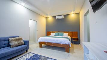 4 bedrooms, iron/ironing board, travel cot, free WiFi