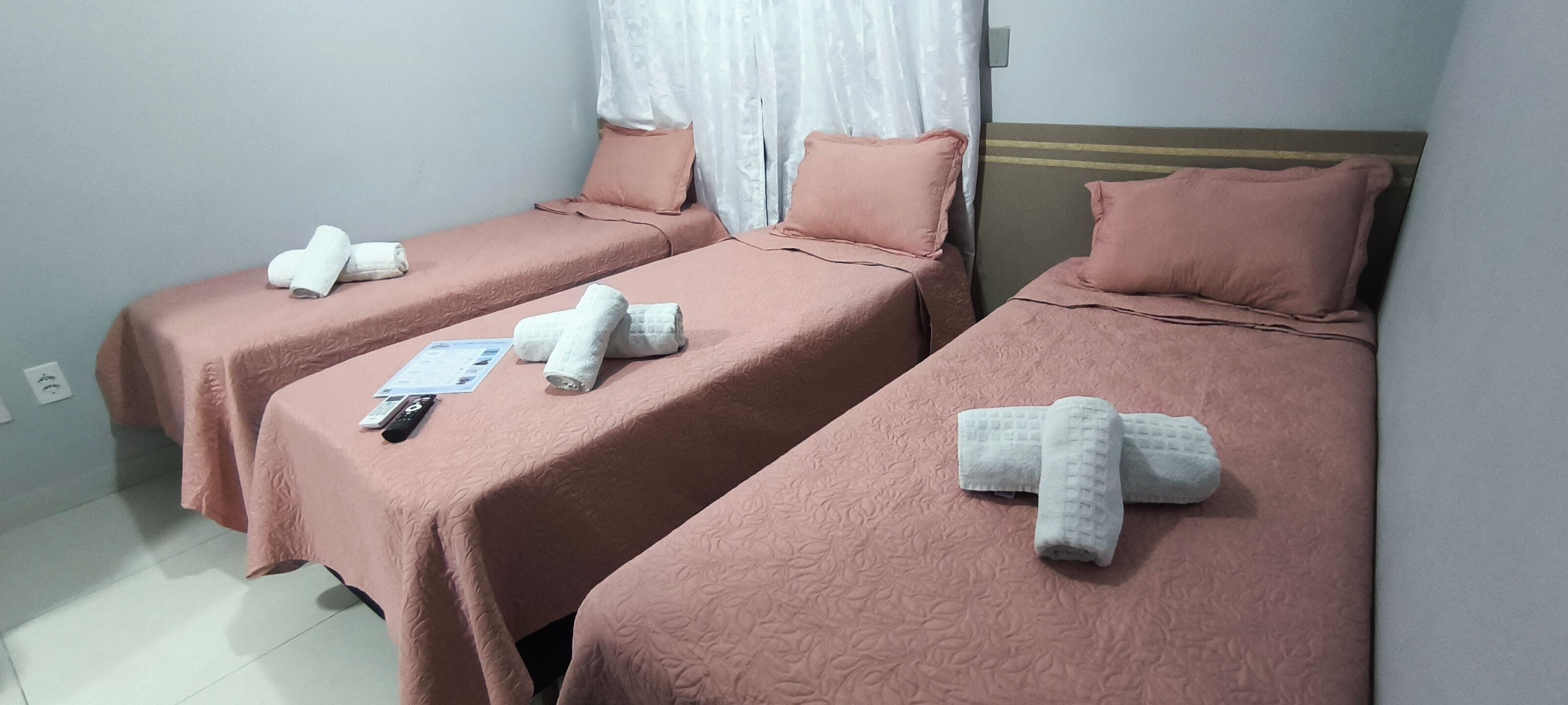 Habitación familiar | Minibar, decoración individual, escritorio