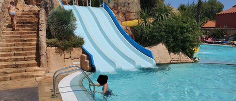 Indoor pool, outdoor pool