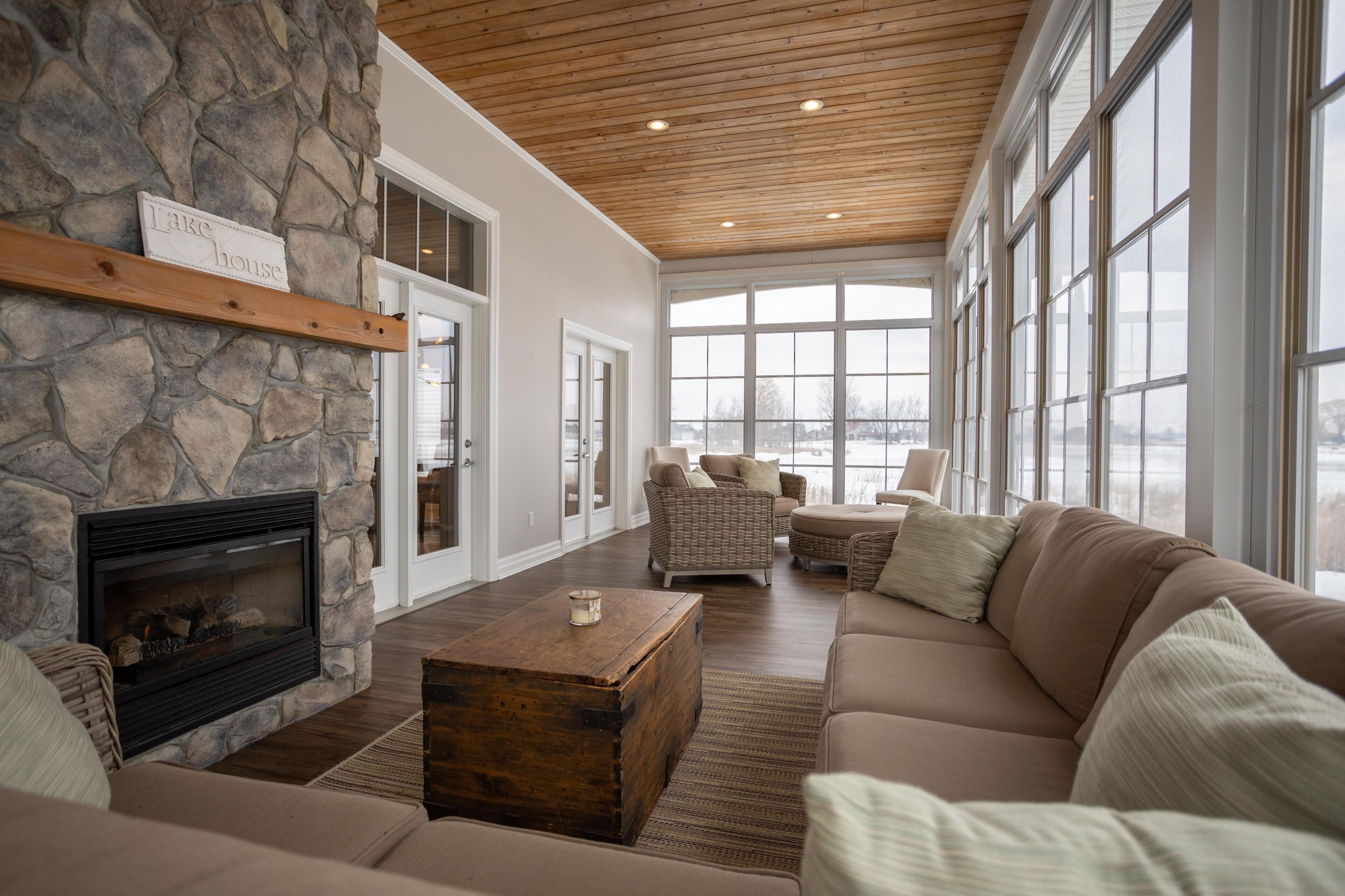 Family Cottage with breaktaking views of Lake Erie