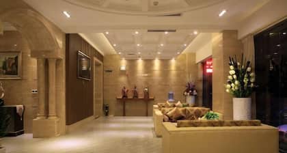Haihe Business Hotel