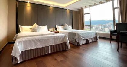 Haihe Business Hotel