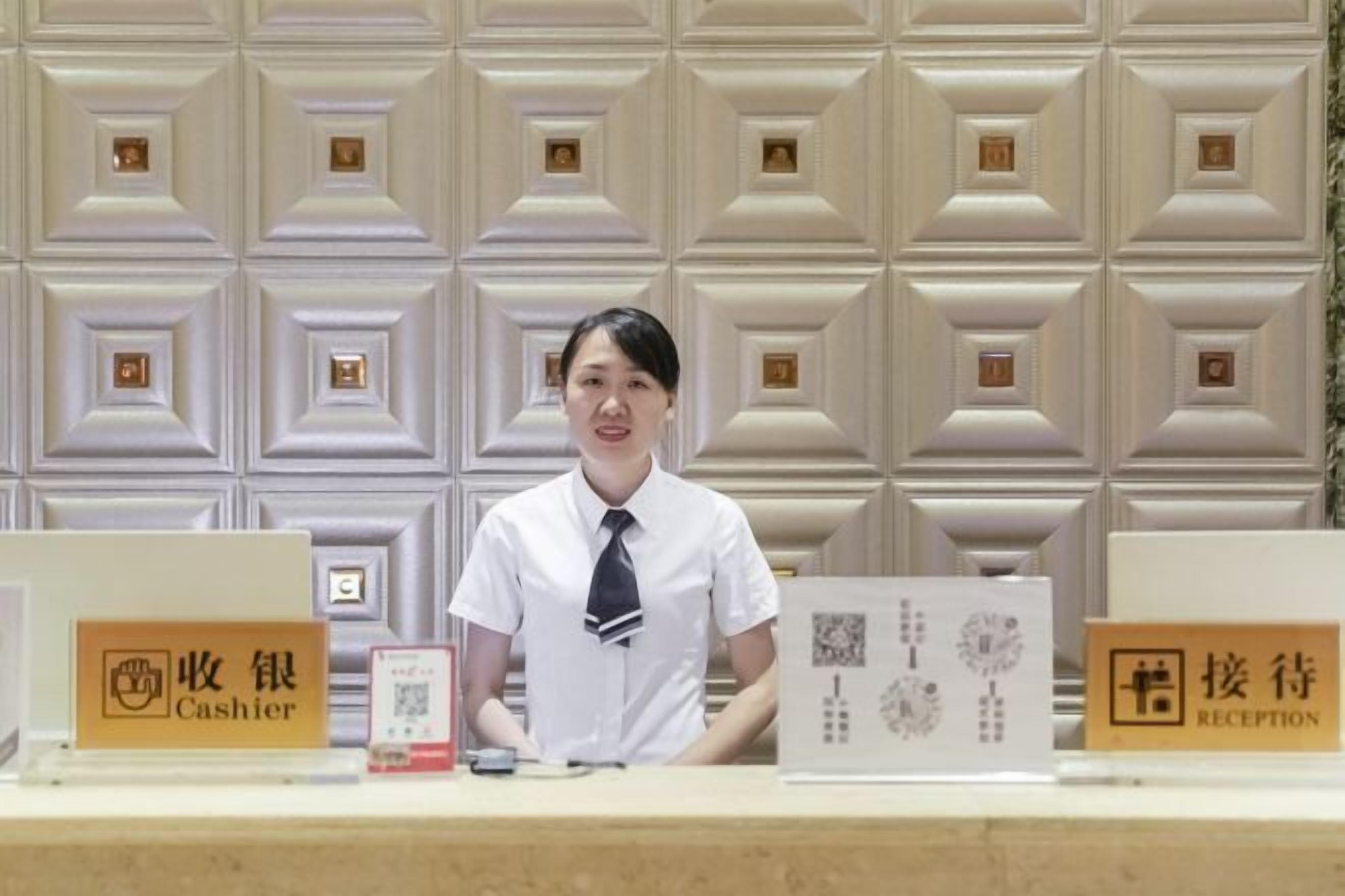 المنشأة من الداخل