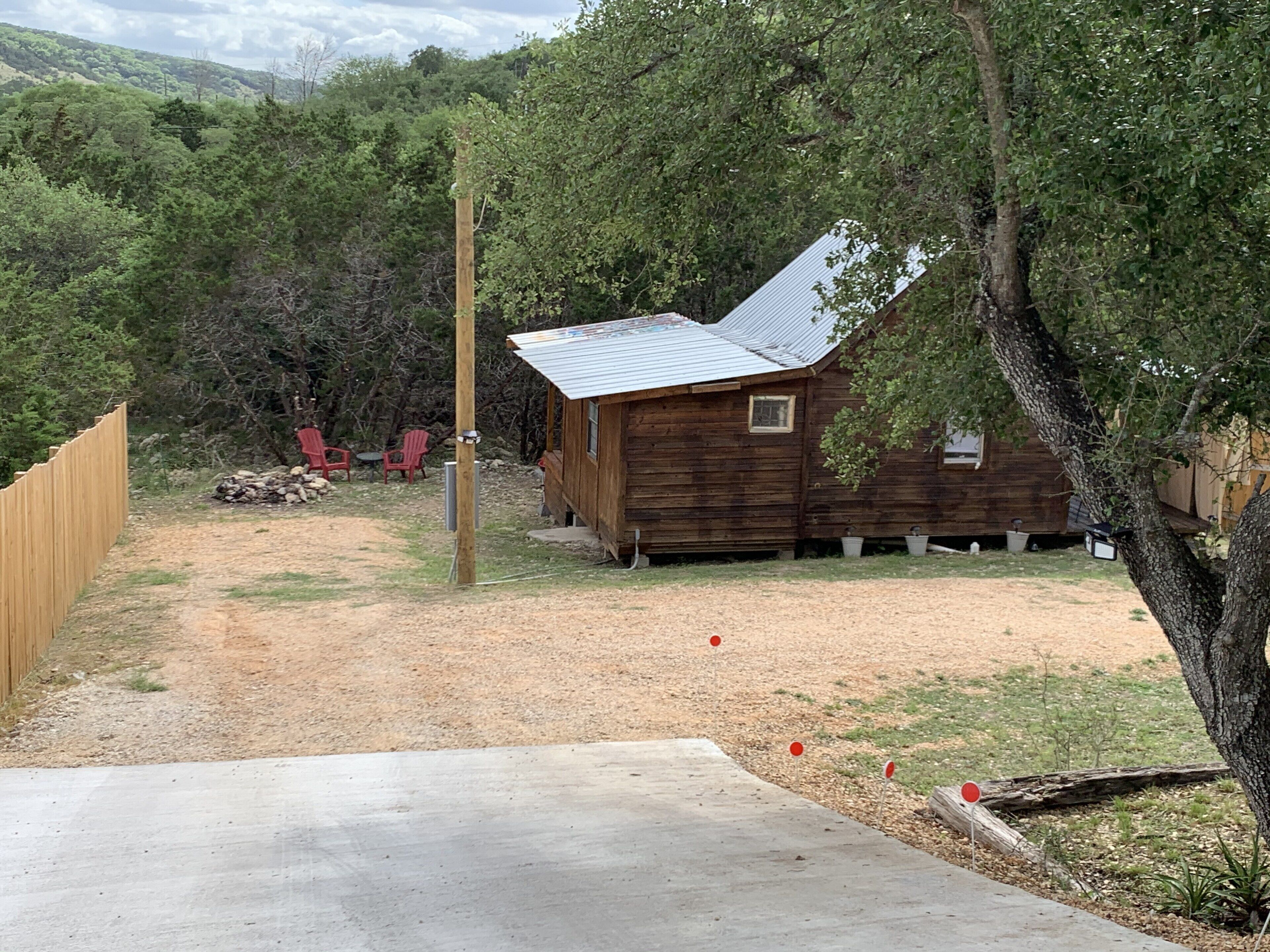 ❤️Romantic Canyon Lake Cabin:Hot Tub/ Dog friendly/2m Whitewater/Concierge/Pool