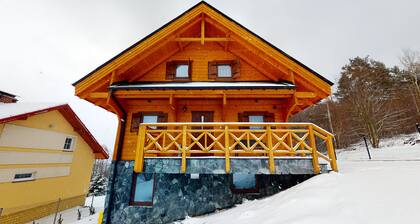 Willa Pensjonat Bajka na Górze Żar z jacuzzi, sauną i salą gier