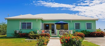 Perfect 4BDRM for families or groups!