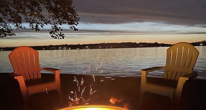 Amazing Lake House - beautiful clear lake - 2 hours from Chicago!