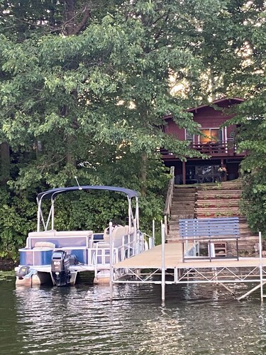 Poskin Lake Getaway Cabin Lakefront access and beautiful sunrise