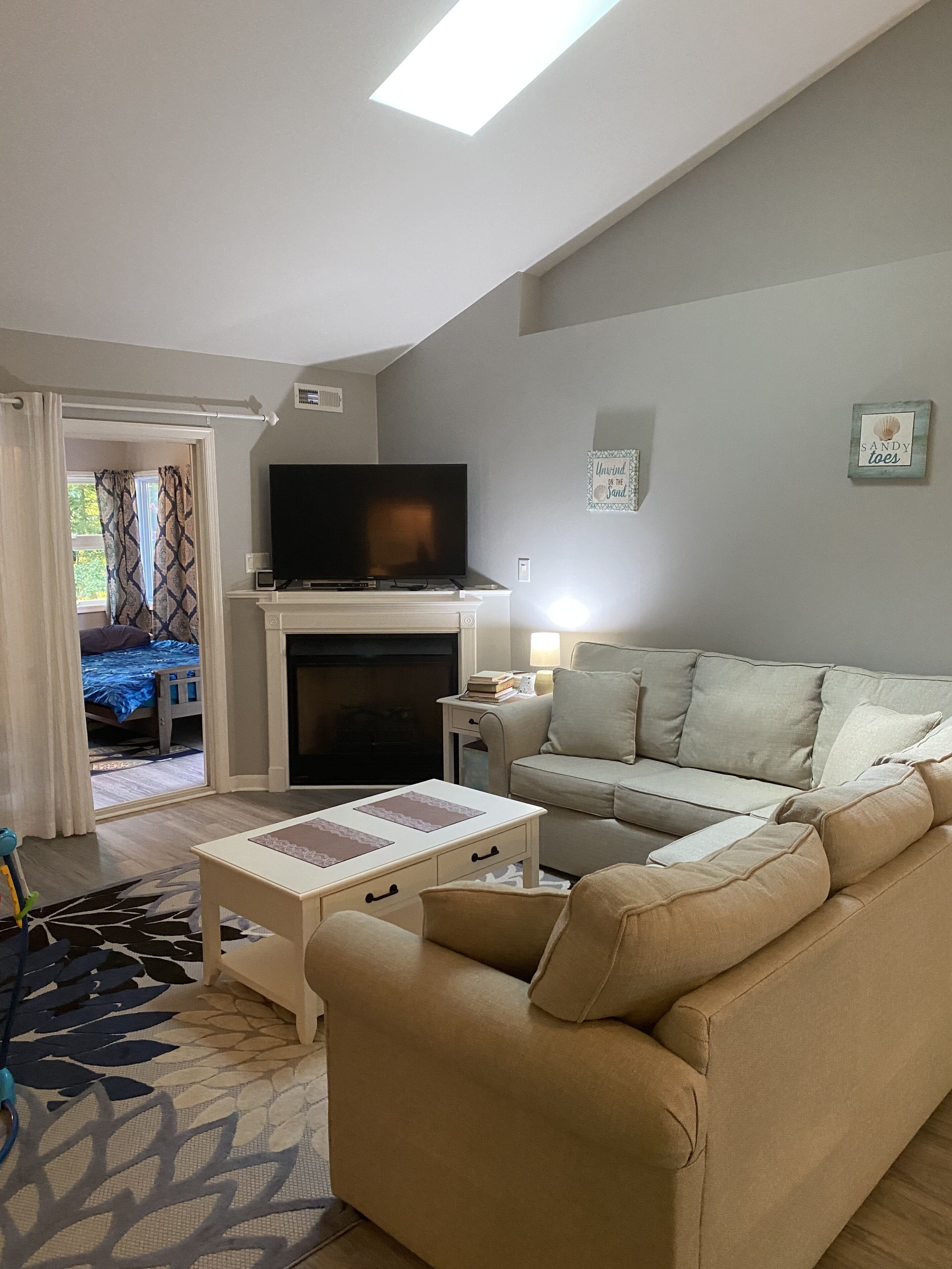 This is it!! Rancher central to beaches, pools, golf, casino! Fenced yard, Deck.