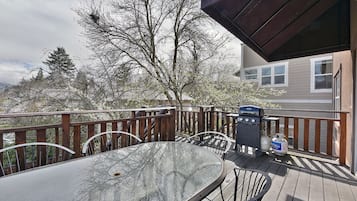 Duplex, Private Bathroom, Mountain View (232) | View from property