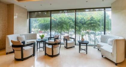 Grand View Pearl Hotel