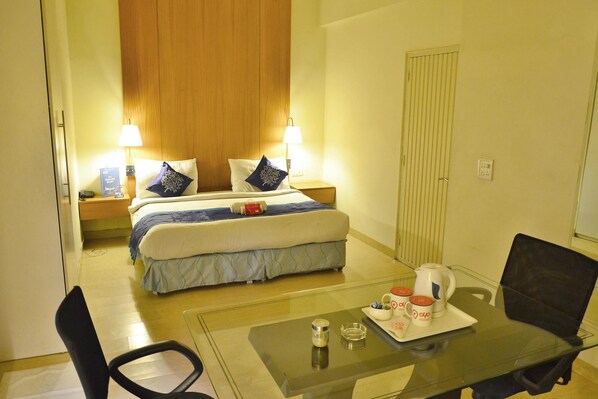 Room - OYO Rooms Nehru Enclave (New Delhi)