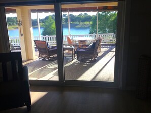 Interior - Spectacular water and golf course views (The Villages)