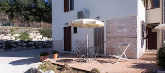 A04 - Massignano, two room apartment in the countryside 2