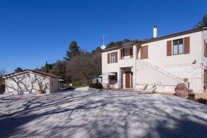 Exterior - A04 - Massignano, two room apartment in the countryside 2 (Ancona)