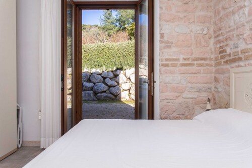 A05 - Massignano, two room apartment in the countryside 3