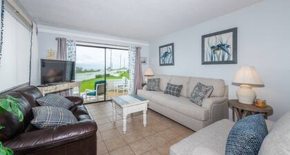 Maria's Lovely Beachfront home