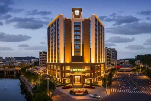 Lijing Peninsula Hotels