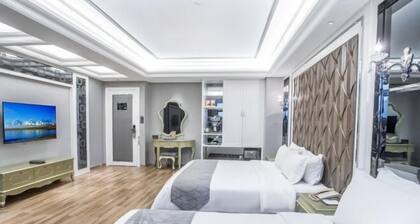 Lijing Peninsula Hotels