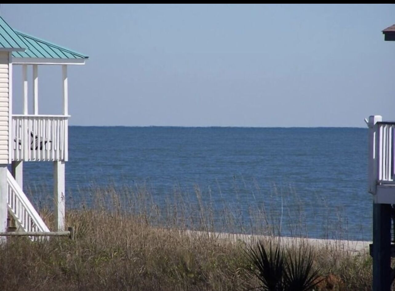 2nd row w/ Ocean Views 4br/3ba Sleeps 12, '23 Pool Amenity Card, linens included