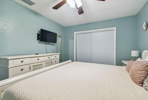 4 dormitorios, tabla de planchar con plancha, wifi gratis y ropa de cama