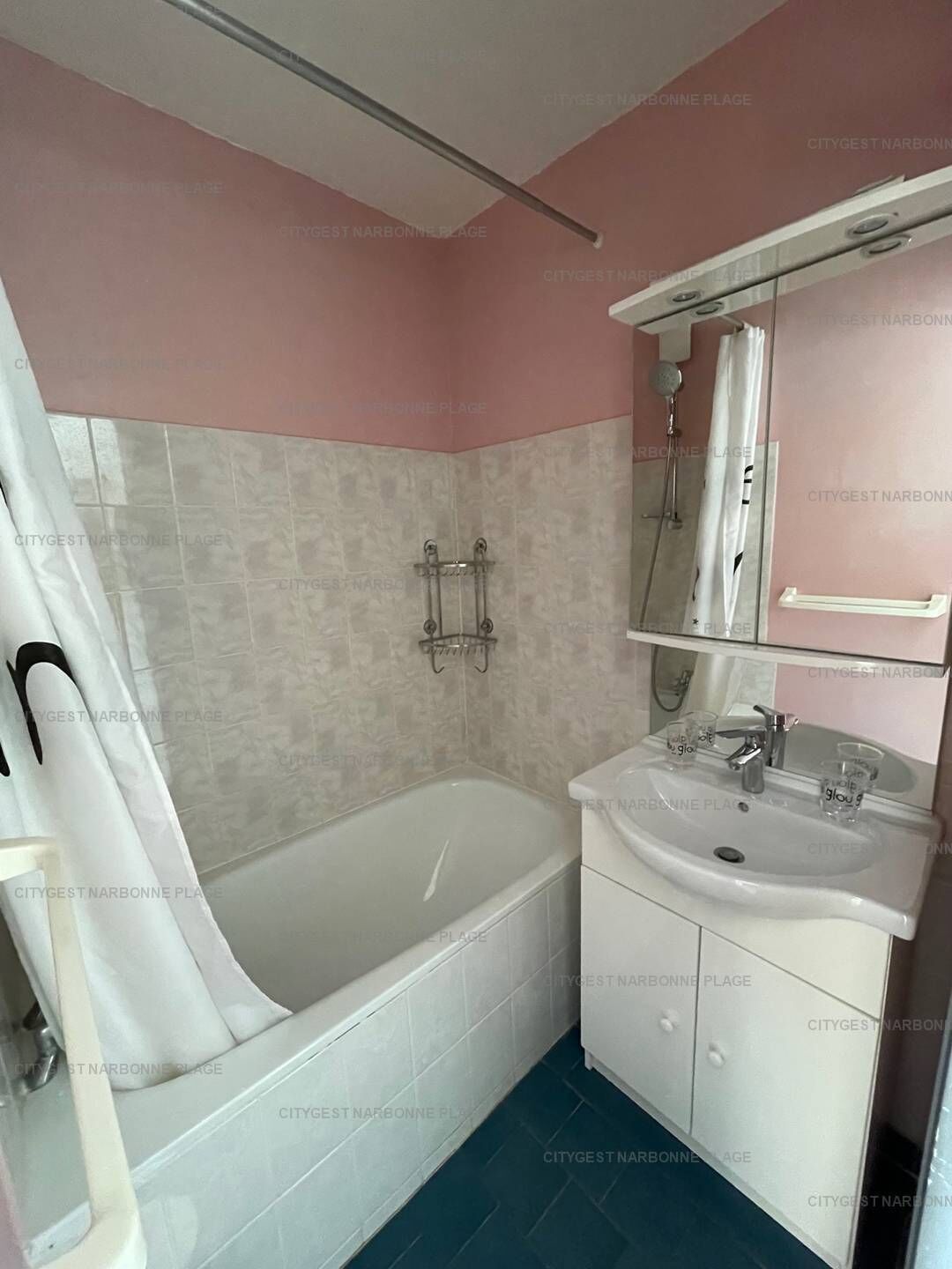 Pareja ideal con vistas al PUERTO DE GRUISSAN 4CHE24