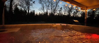 Hide a way in our Lodge that sleeps 18!