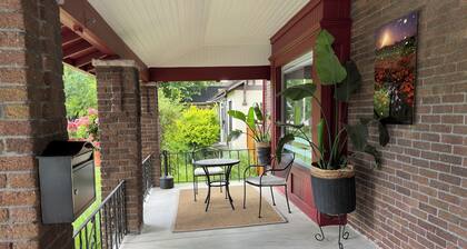 Charming Washington Park Bungalow