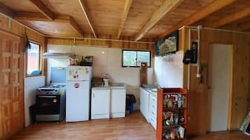 Fridge, microwave, oven, coffee/tea maker