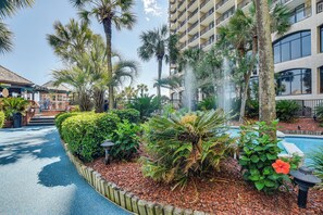 Pool - Oceanfront Condo w/ Views in North Myrtle Beach! (North Myrtle Beach)
