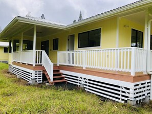 Exterior detail - Charming Guest House in Mountain View (Mountain View)