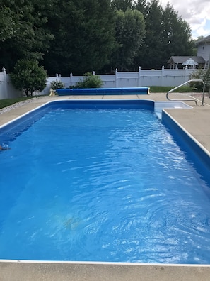 Piscine extérieure, piscine chauffée