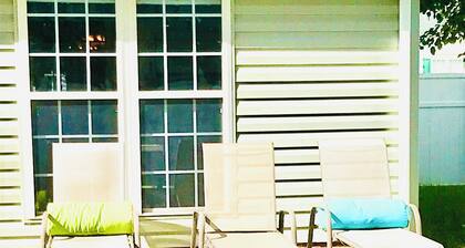 Mountain Retreat: Pool, Hot Tub & Spacious, Family-Friendly Comfort