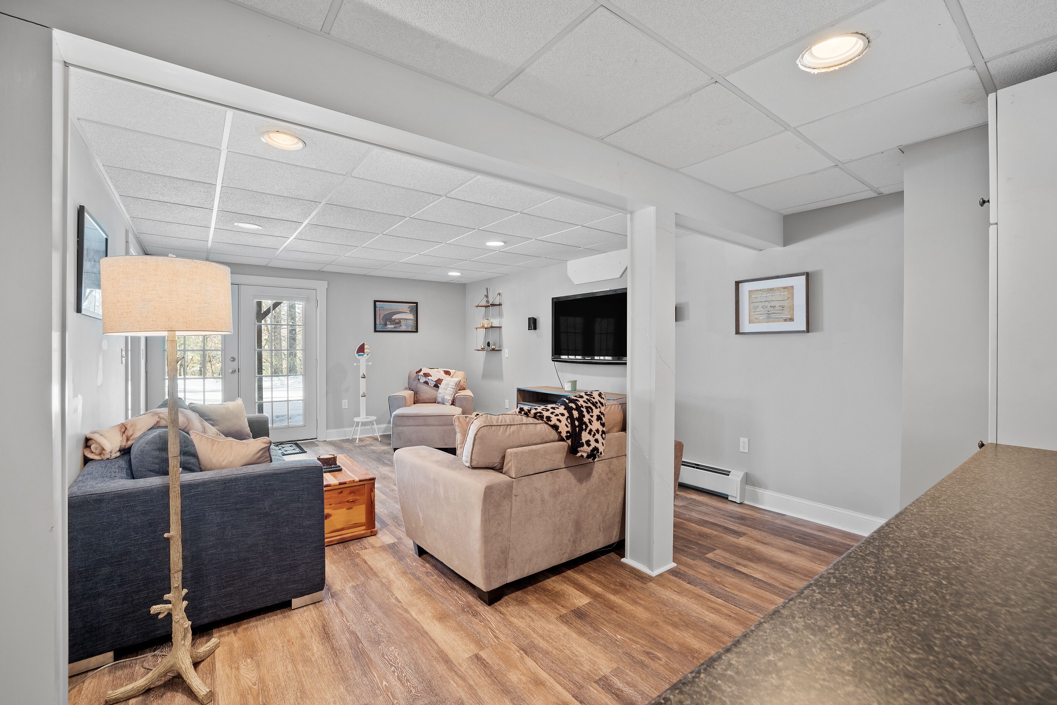 Lake Winni/Ski Oasis w/ Hot Tub + Pool by Weirs Beach