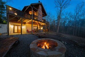 Property grounds - NEW! Private Mountain Cabin in Gated Community w/ Mtn Views, Hot Tub & Game Room (Morganton)