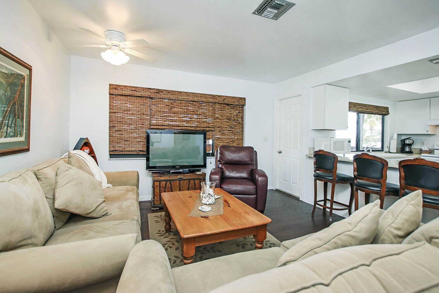 RedFish Suite Bokeelia Beachouse Lodge