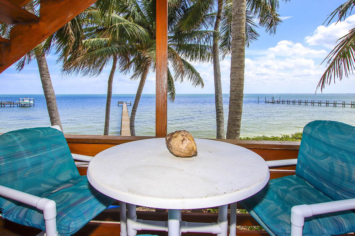 RedFish Suite Bokeelia Beachouse Lodge