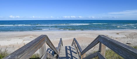 Departamento (The House of Shells) | Exterior