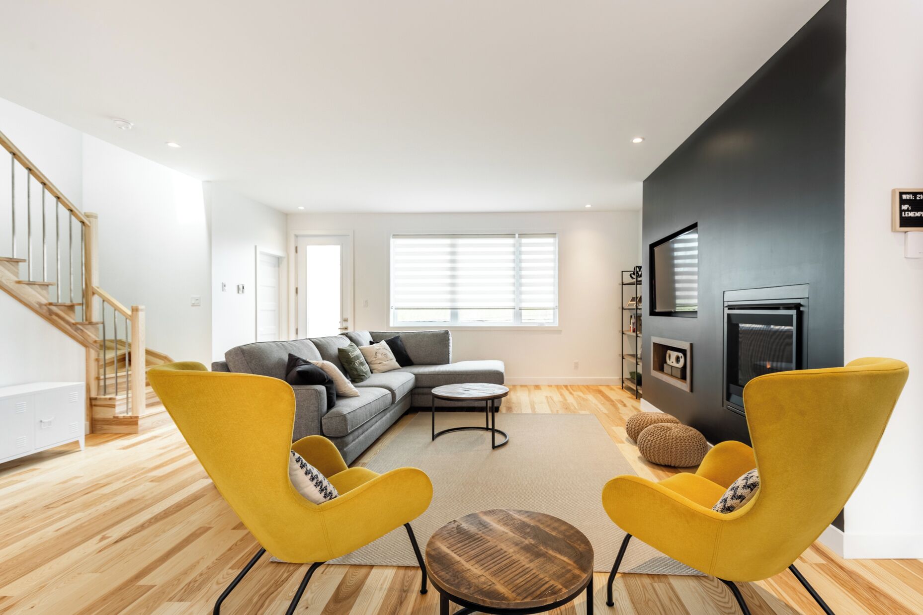 Le Memph: 3-bedroom condo-chalet with shared SPA Lake Memphremagog