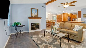 Exterior - 1410 SW 18th Ter (Cape Coral)