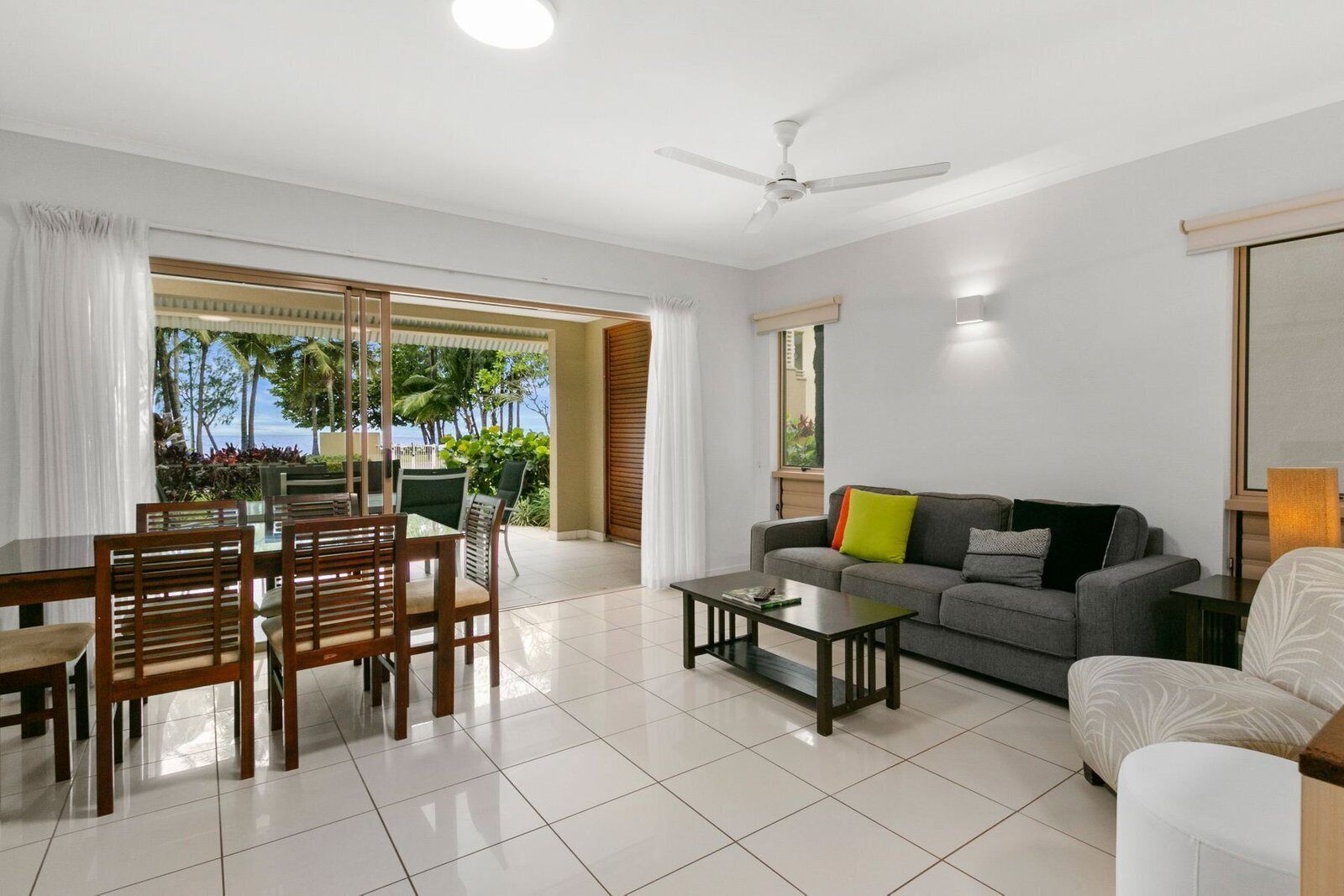 Palm Cove Oceanfront Resort Two-Bedroom Apartment — image 6