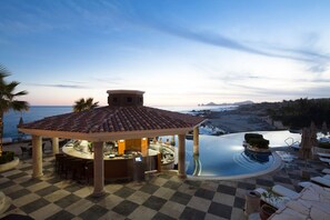 Outdoor pool - Studio with amazing views of Cabo! (Cabo San Lucas)