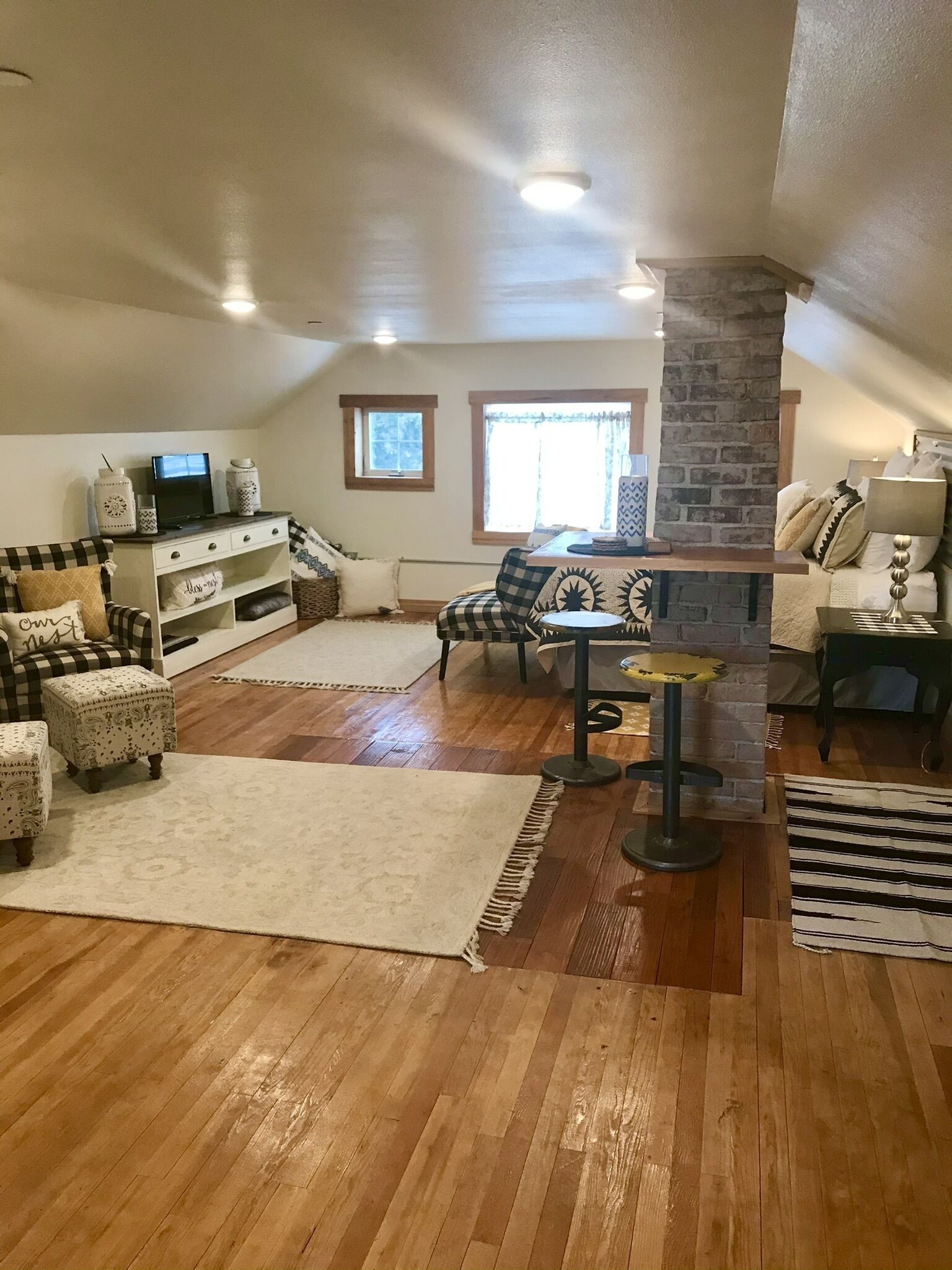 Charm and Comfort in the Heart of Chewelah!