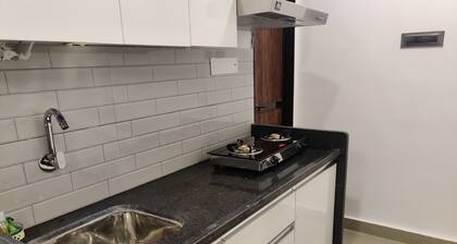 Premium 1 Bedroom Kitchen (302)