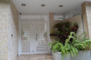 Exterior detail - A house with views in Caracas in a safe area II (Caracas)