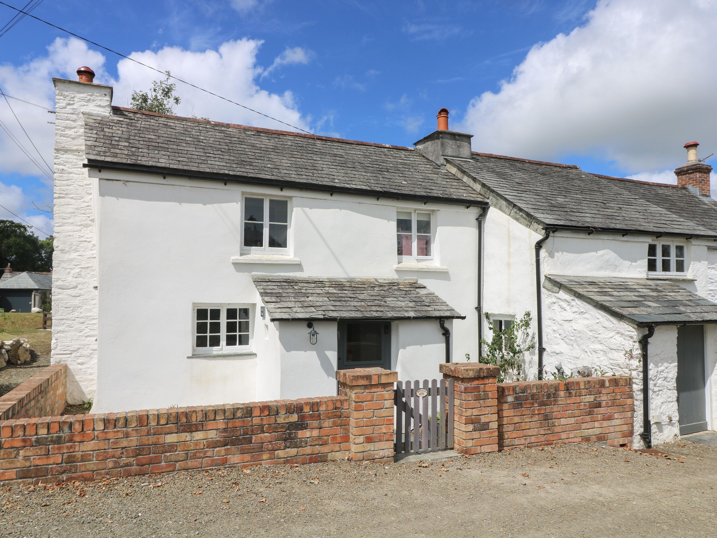 TRELASH COTTAGE, family friendly, with open fire in Warbstow,