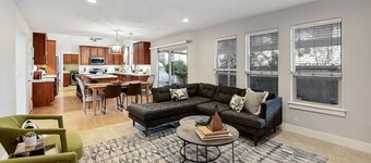 Modern Salt Lake City Retreat: Spacious 5BR Home, Game Room, BBQ, Free Ski Rental, Covered Patio